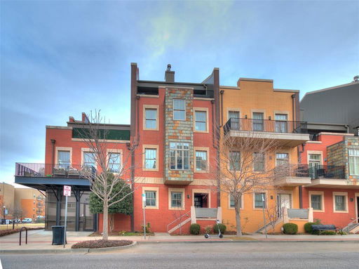 listing main photo