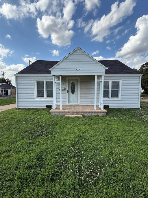 listing main photo