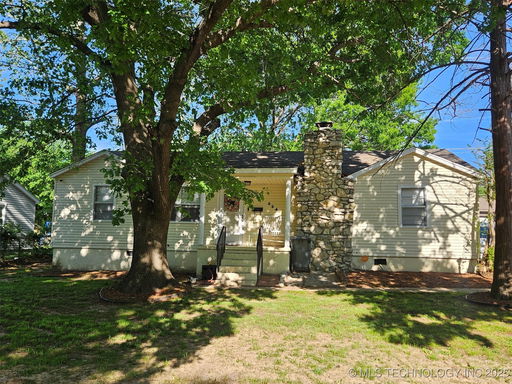 listing main photo