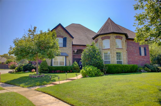listing main photo