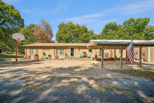 listing main photo