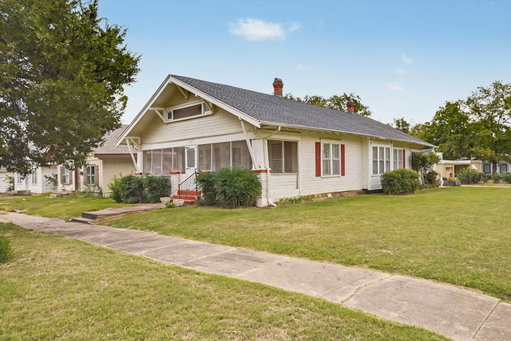 listing main photo