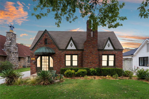 listing main photo