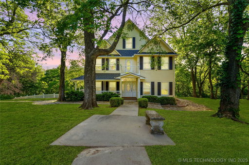 listing main photo