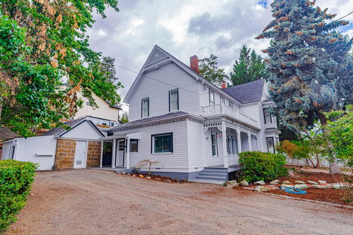 listing main photo
