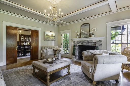 listing main photo