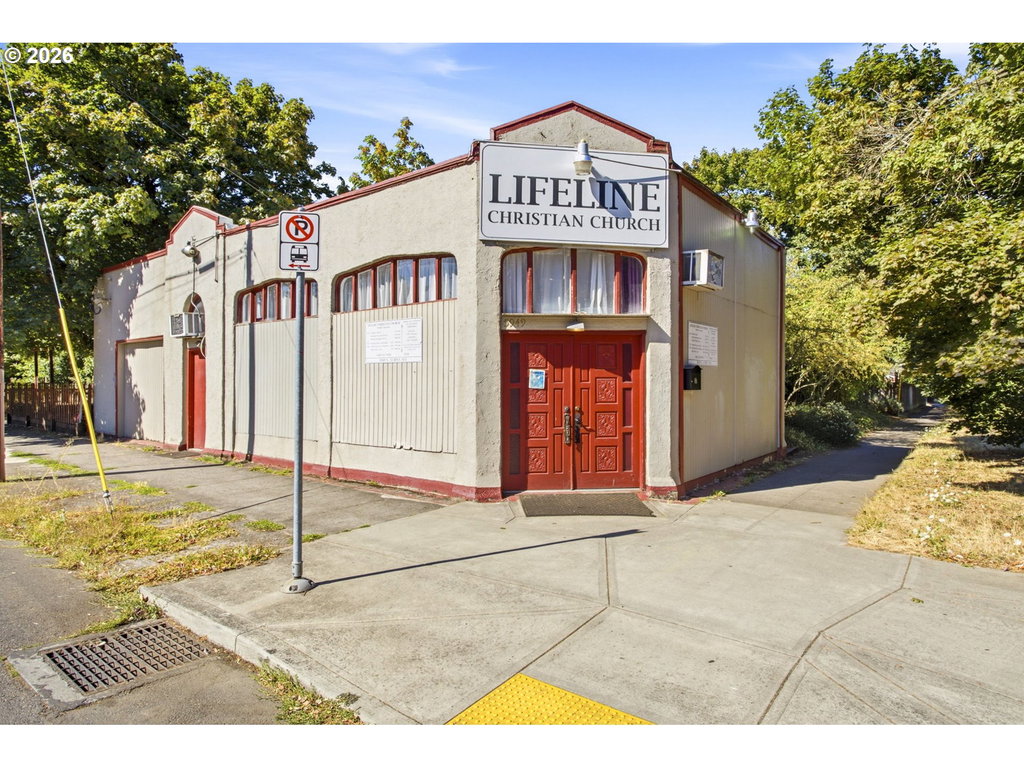 5949 N Albina Ave, Portland, OR 97217