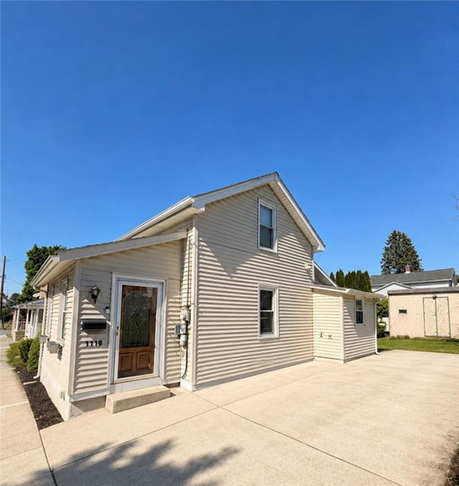 listing main photo