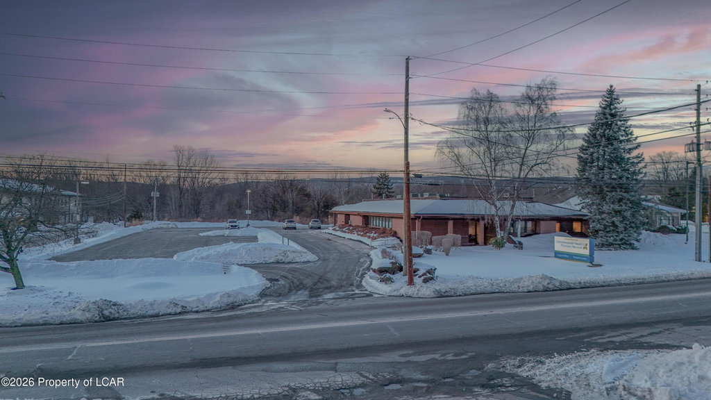 200 S River St, Plains, PA 18705