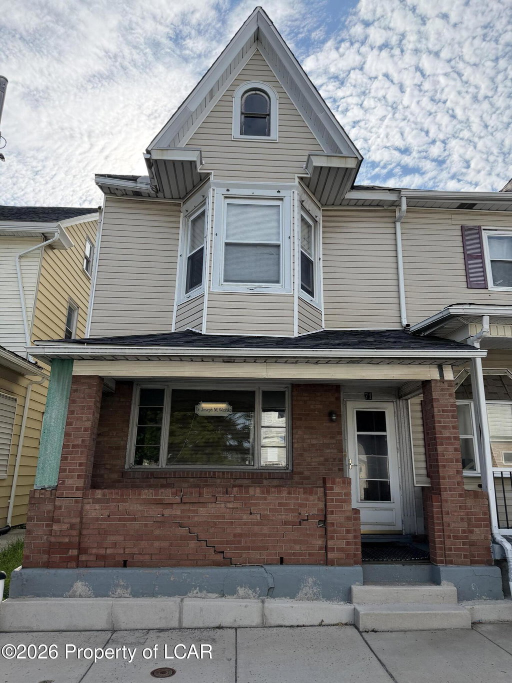 71 N Kennedy Dr, McAdoo, PA 18237