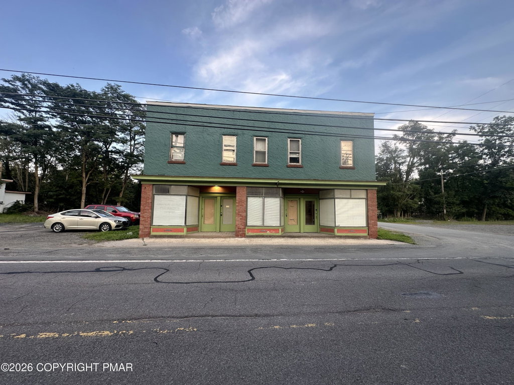 6656 Route 191, Cresco, PA 18326
