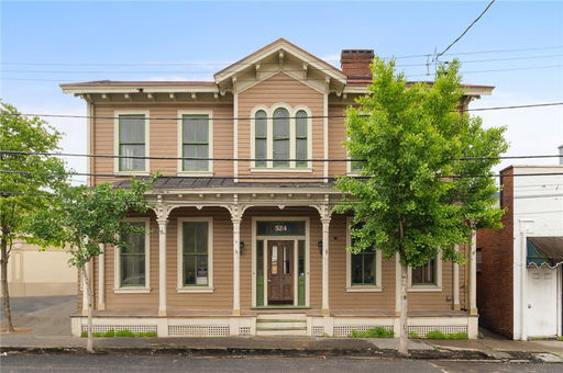 listing main photo
