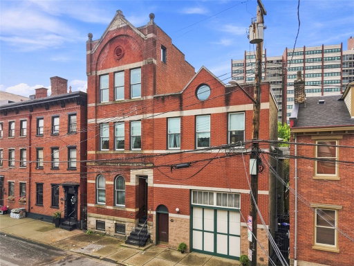 listing main photo