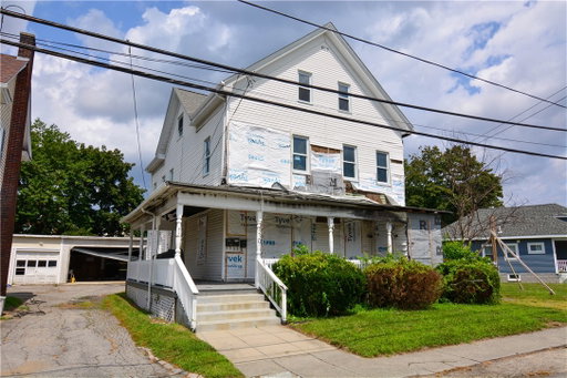 listing main photo