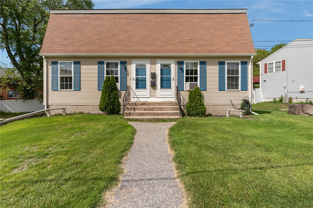 73 Harrison St, Cumberland, RI 02864