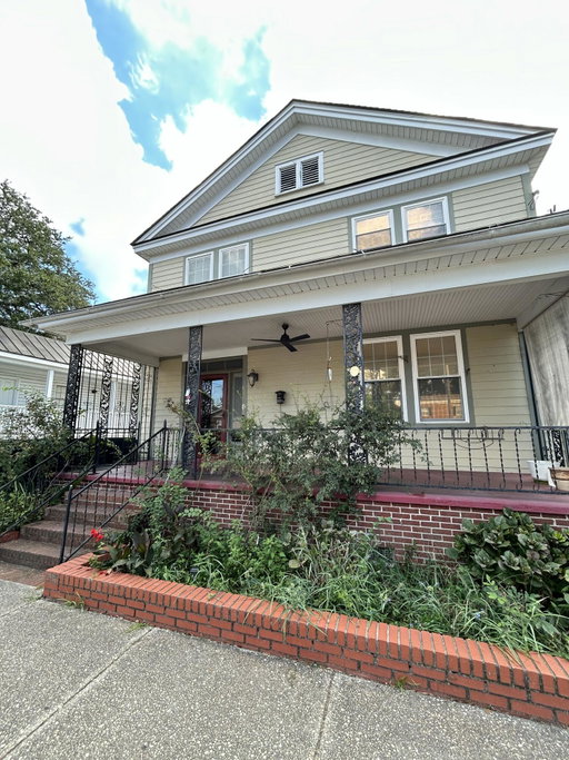 listing main photo