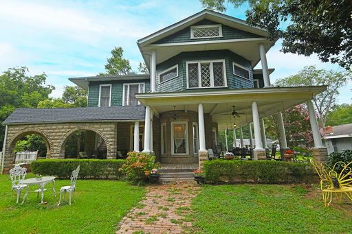 listing main photo
