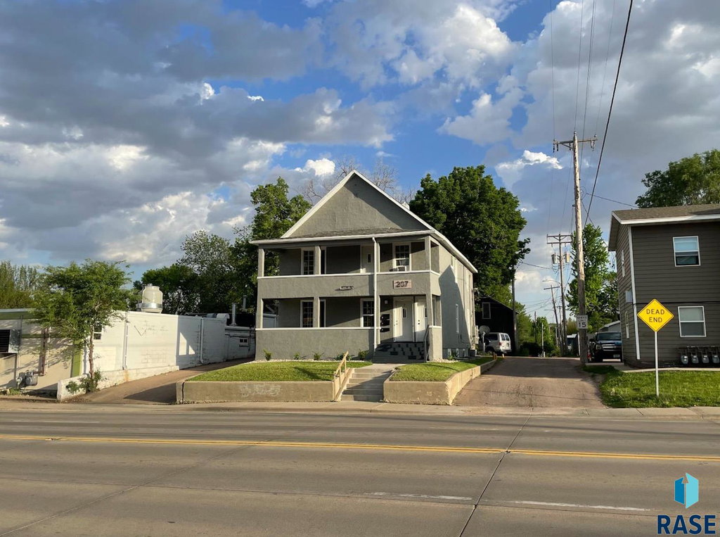 207 W 14Th St, Sioux Falls, SD 57104