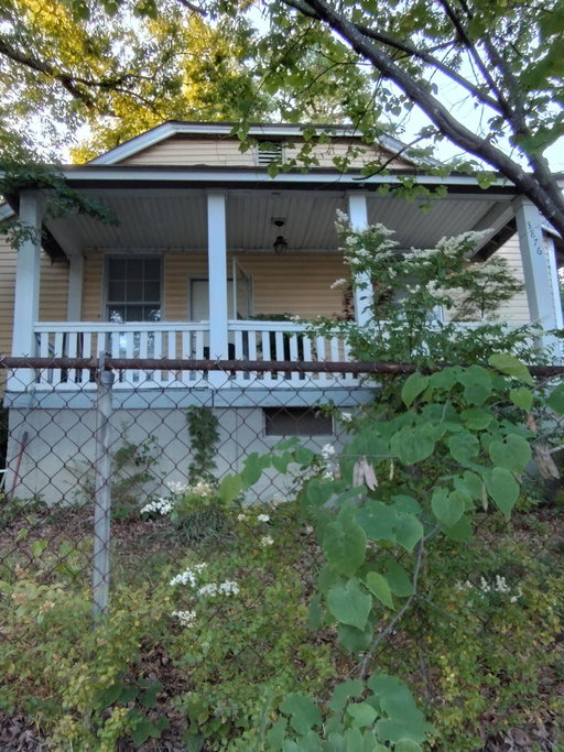 listing main photo