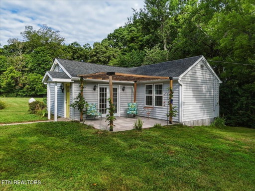 listing main photo