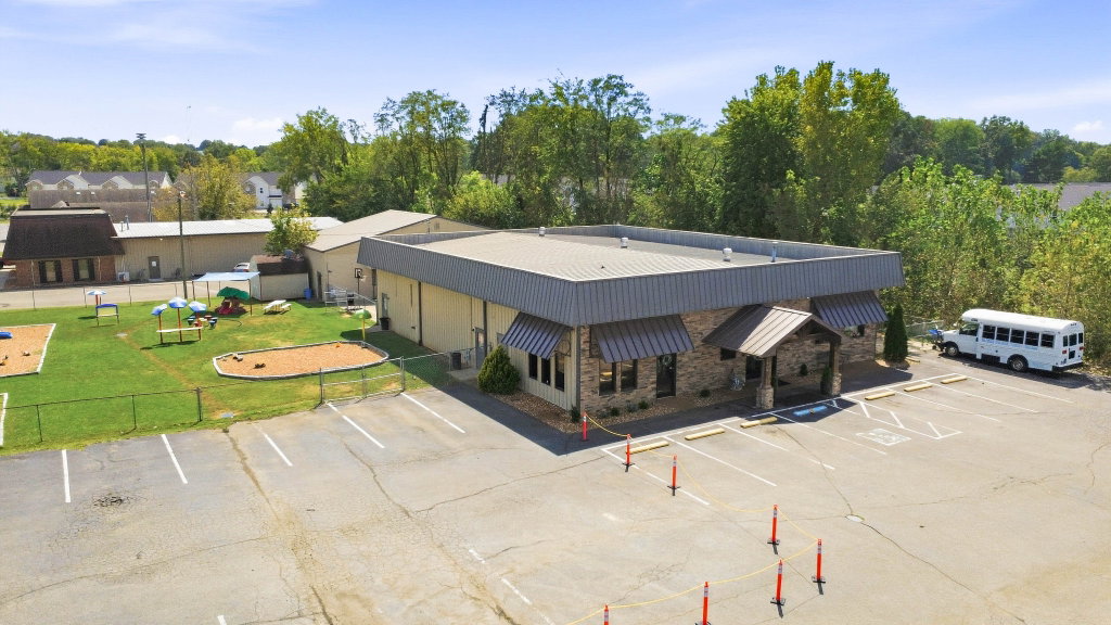 570 Fire Station Rd, Clarksville, TN 37043