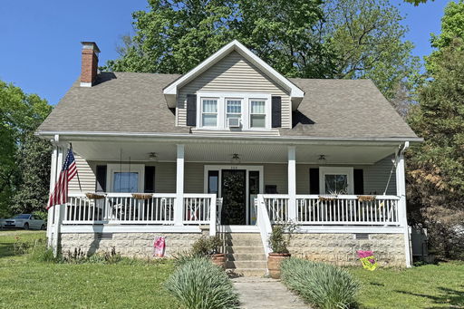 listing main photo