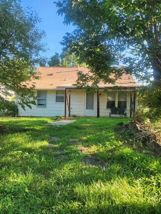 listing main photo