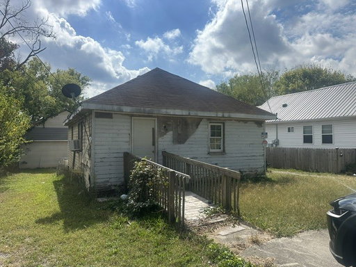 listing main photo