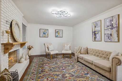 listing main photo