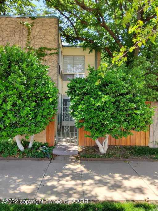 listing main photo