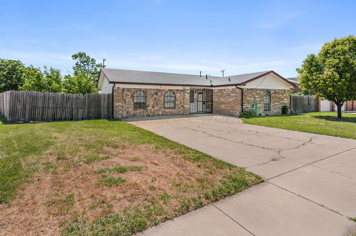 listing main photo
