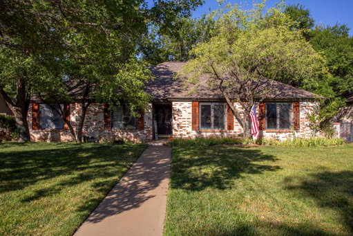 listing main photo