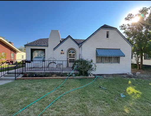listing main photo