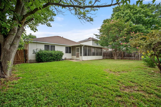 listing main photo
