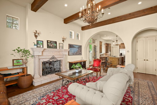 listing main photo