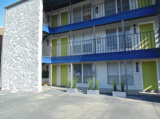 listing main photo