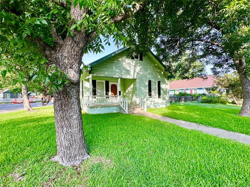 listing main photo