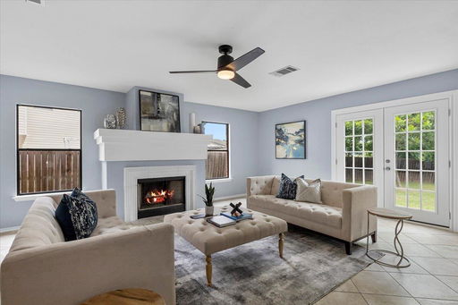 listing main photo