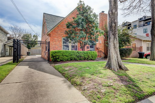 listing main photo