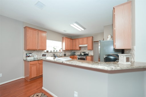 listing main photo