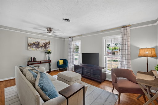 listing main photo