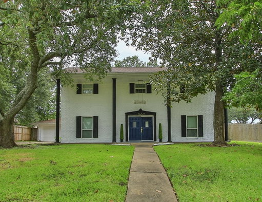 listing main photo