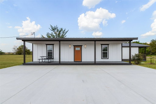 listing main photo