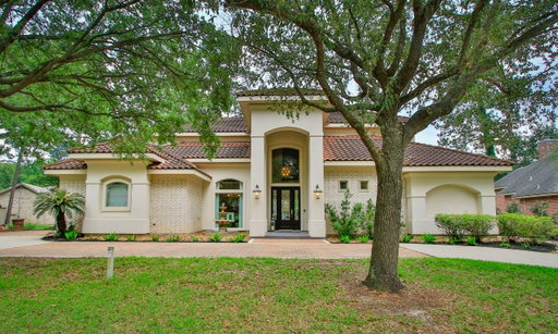 listing main photo