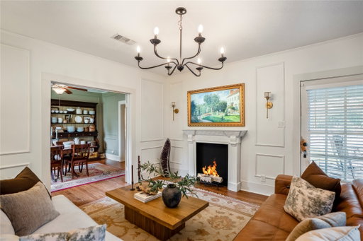 listing main photo