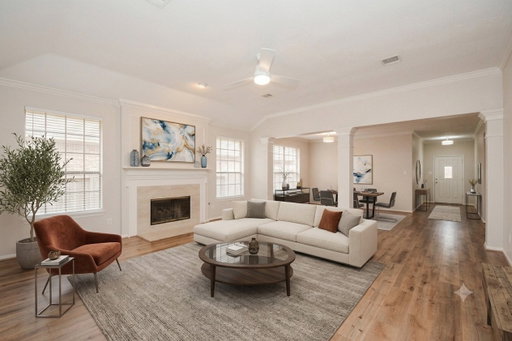 listing main photo