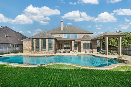 listing main photo