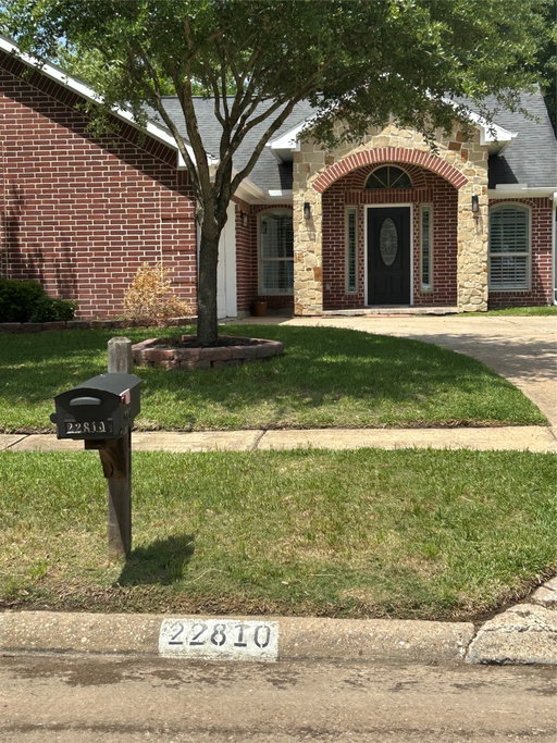 listing main photo