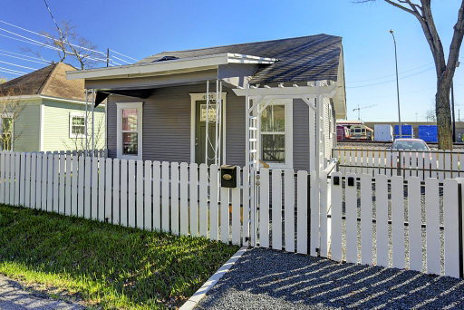 listing main photo