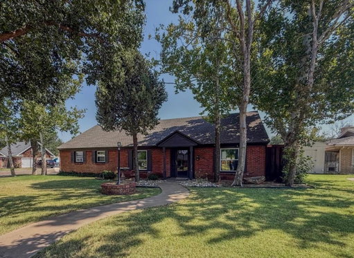 listing main photo